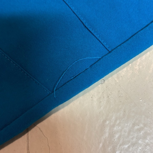 Figs I believe the color is pacific blue scrubs top and bottom are XXS. - Picture 2 of 7